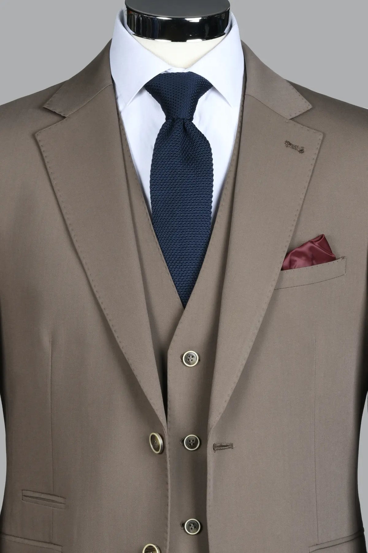 Traje Con Chaleco Ronda Beige (215-24)